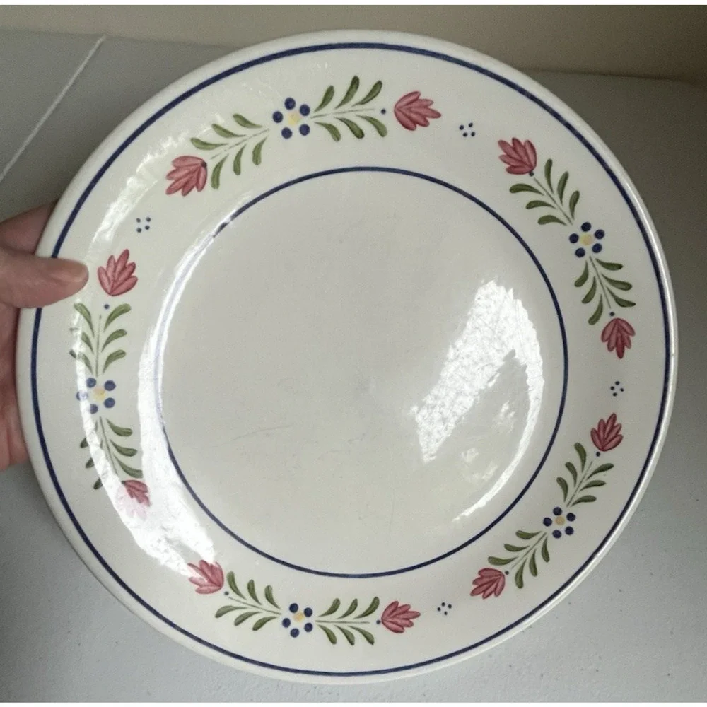 Vintage Johnson Brothers England Provincial Floral Dinner Plate Floral Rim 1992